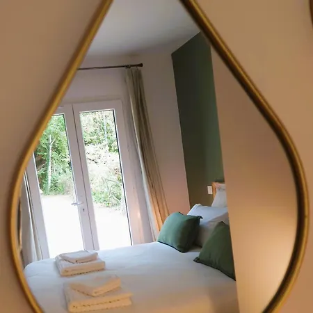 Breakislebed 3 Maisons Chu Limoges Extérieur photo